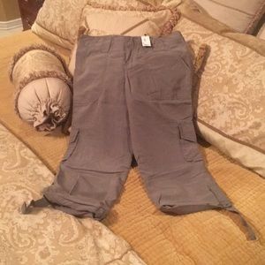 The Limited Olive Capri Drew 2 NWT